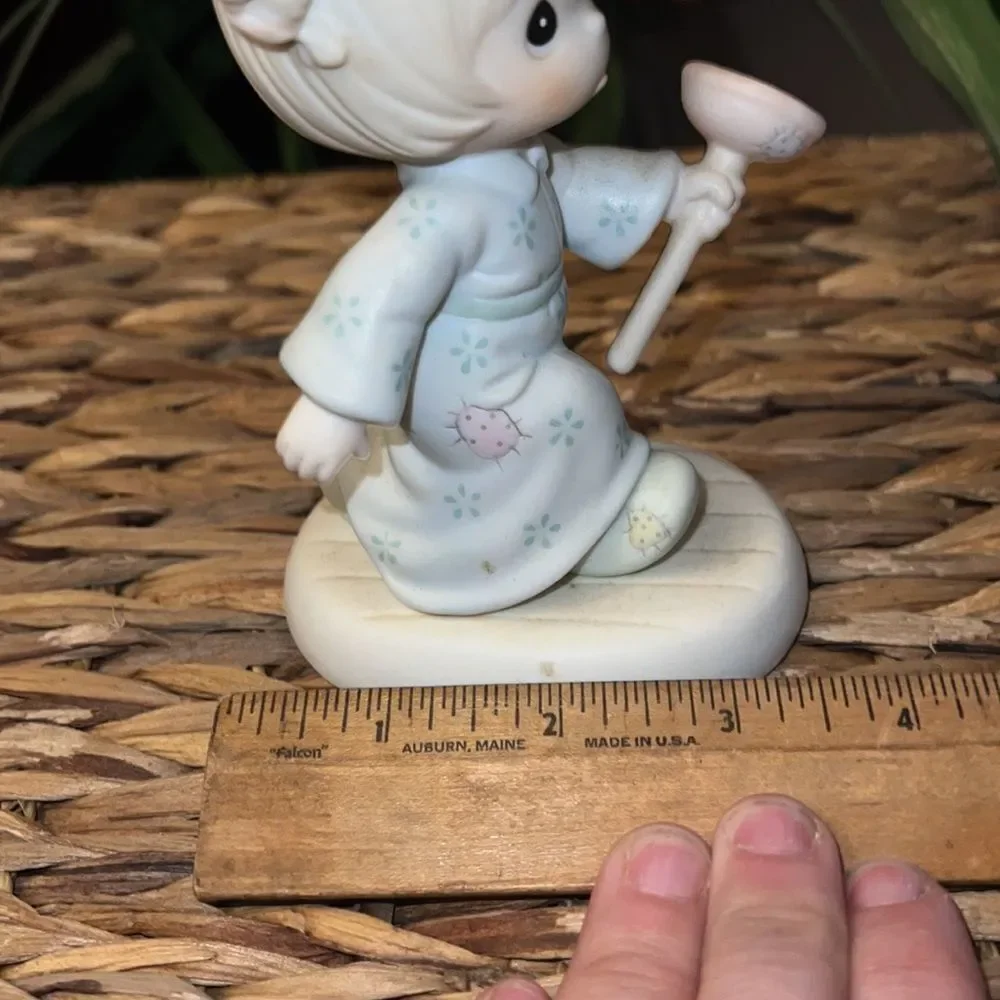 Vintage Precious Moments “Faith Takes the Plunge” 1987 Figurine